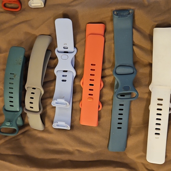 Assorted Silicone Watch Bands For FIT BIT 5 - Picture 4 of 4